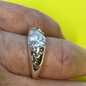 🔴 Gold Filled with rhinestones Ring🔴